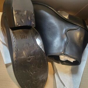 FRYE women's Black Leather Carson Piping Bootie - Frye Found